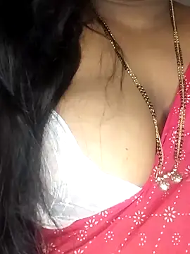 Sexy Radhikaa online show from March 26, 6:17 pm