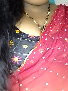 Sexy Radhikaa online show from March 8, 6:33 pm