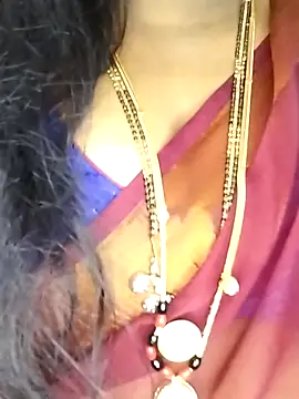 Sexy Radhikaa online show from March 8, 3:32 am