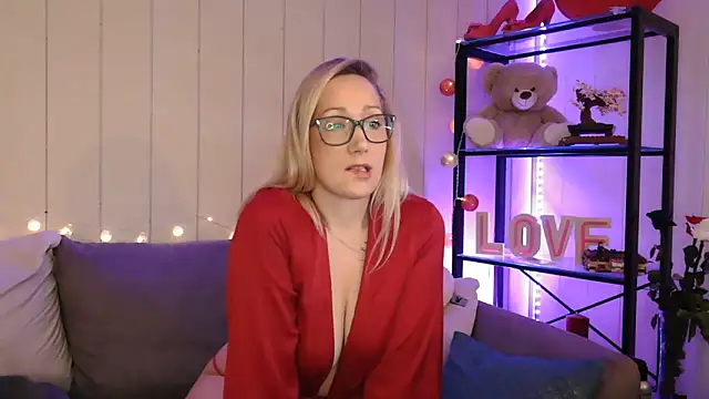 Lyscoquine online show from March 2, 12:23 pm