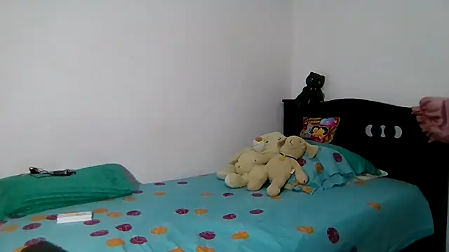 Snapshot of CELESSTESeductora chatting on October 26, 12:27 pm CELESSTESeductora online show from October 26, 12:27 pm