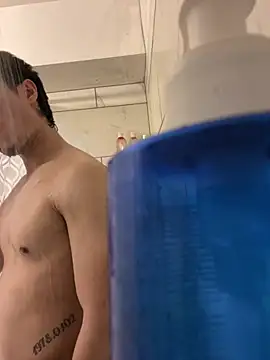 lilywithpuppy online show from March 10, 3:32 am