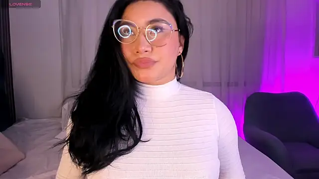 Snapshot of leylaclintonxx chatting on October 28, 7:13 pm leylaclintonxx online show from October 28, 7:13 pm