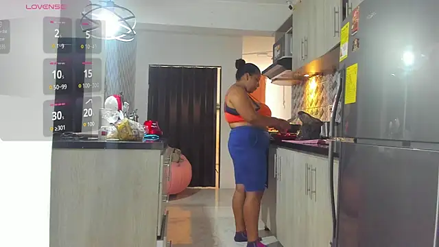 macarenaawills online show from September 23, 2:24 pm