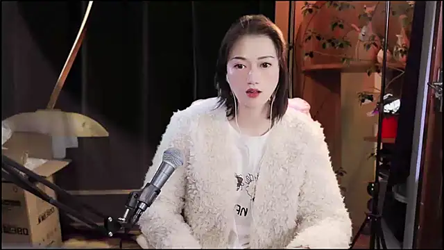 Snapshot of liuliu-6688 chatting on October 26, 3:23 pm liuliu-6688 online show from October 26, 3:23 pm