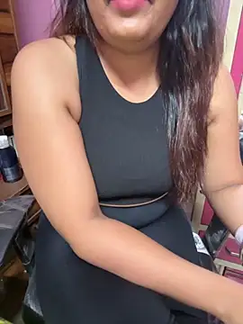 Snapshot of _nishalove19 chatting on September 22, 7:09 pm nishalove19 online show from September 22, 7:09 pm