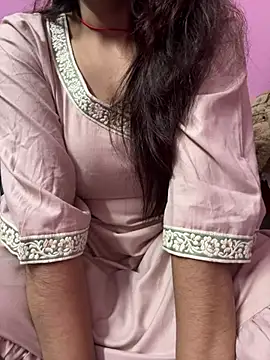 Snapshot of _nishalove19 chatting on February 1, 7:02 pm nishalove19 online show from February 1, 7:02 pm