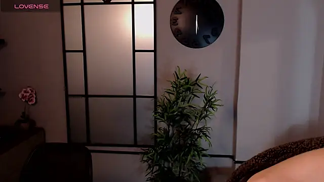 Snapshot of MattiDeLuca chatting on January 25, 11:34 am MattiDeLuca online show from January 25, 11:34 am