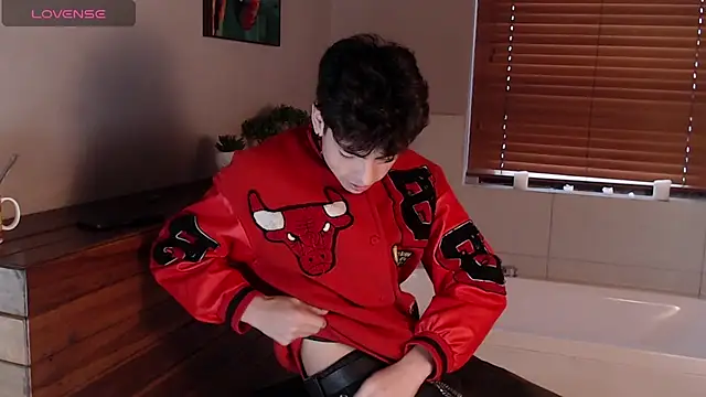 Snapshot of MattiDeLuca chatting on February 13, 3:14 pm MattiDeLuca online show from February 13, 3:14 pm