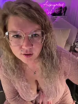 CurvyAnonymousGirl89 online show from February 13, 8:20 pm