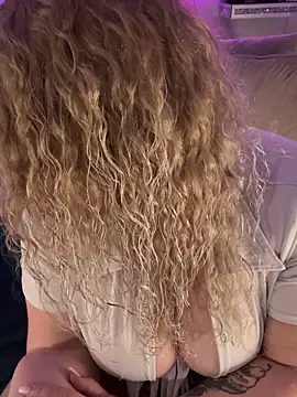 CurvyAnonymousGirl89 online show from February 15, 7:57 pm