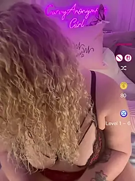 CurvyAnonymousGirl89 online show from May 12, 6:36 pm