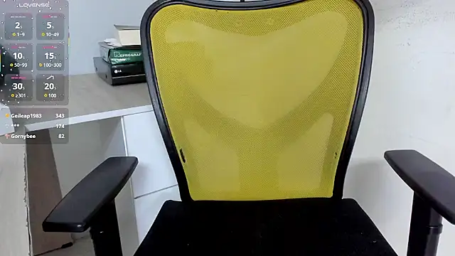 Snapshot of Megan_sophia2 chatting on February 24, 6:58 pm Megan sophia2 online show from February 24, 6:58 pm