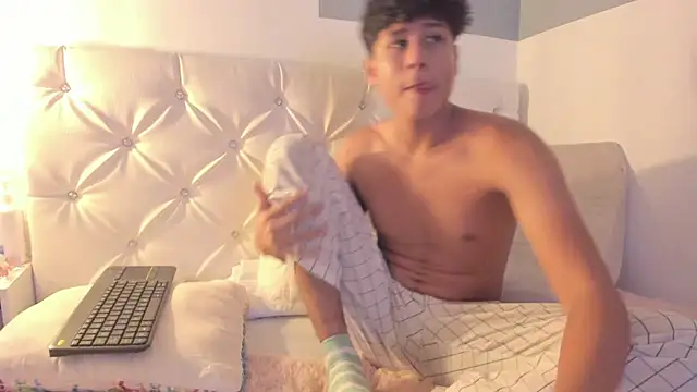 RaidenBoy1 online show from January 24, 10:41 pm