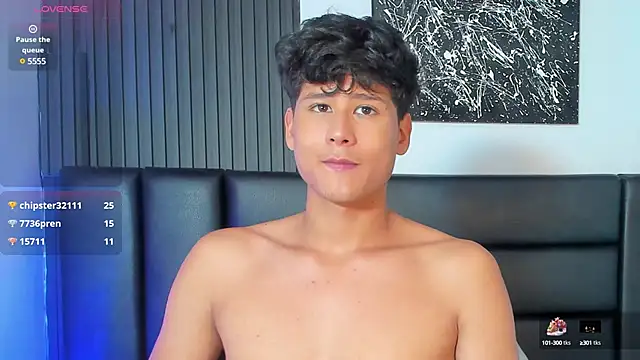 RaidenBoy1 online show from January 19, 11:43 pm