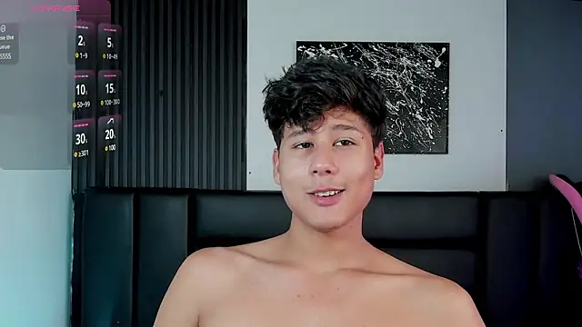 RaidenBoy1 online show from January 22, 7:45 pm