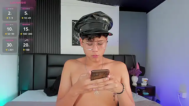 RaidenBoy1 online show from January 26, 7:41 pm