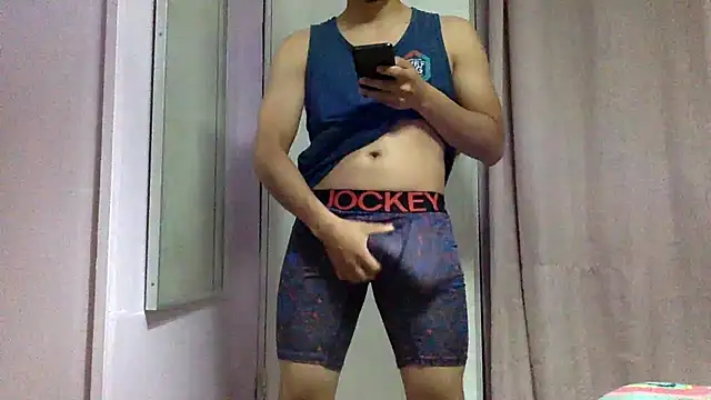 Snapshot of tula_chyk chatting on October 30, 2:21 am tula chyk online show from October 30, 2:21 am