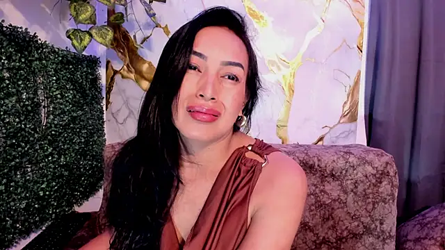Snapshot of MeleekXXX_ chatting on June 18, 8:03 pm MeleekXXX online show from June 18, 8:03 pm