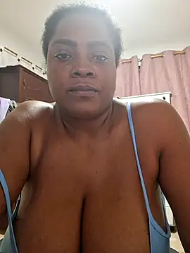 Snapshot of GoddessCarrie chatting on November 14, 3:43 am GoddessCarrie online show from November 14, 3:43 am