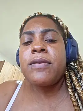 Snapshot of GoddessCarrie chatting on February 20, 6:26 am GoddessCarrie online show from February 20, 6:26 am