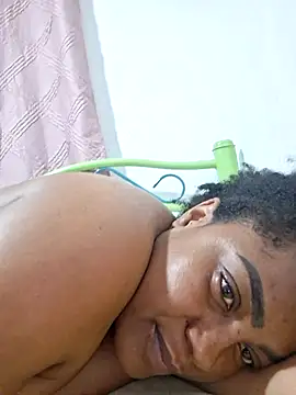 Snapshot of GoddessCarrie chatting on November 13, 4:05 am GoddessCarrie online show from November 13, 4:05 am