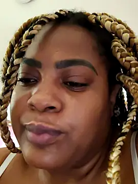 Snapshot of GoddessCarrie chatting on February 18, 5:42 pm GoddessCarrie online show from February 18, 5:42 pm