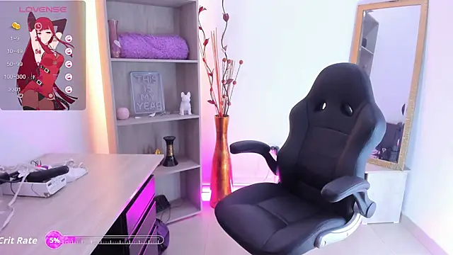 Snapshot of Evangeline_johns chatting on November 24, 8:20 pm Evangeline johns online show from November 24, 8:20 pm