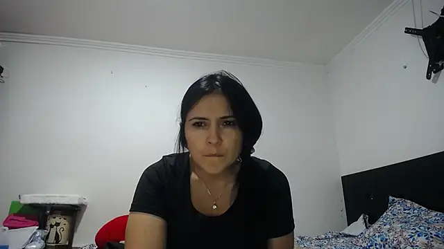 princehermosa44 online show from May 31, 9:15 pm