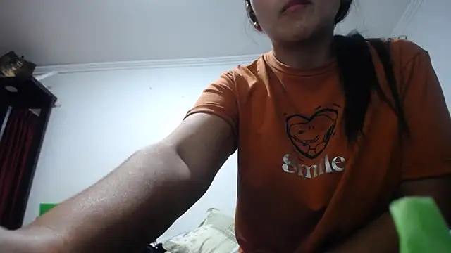 princehermosa44 online show from March 11, 11:54 pm