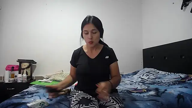 princehermosa44 online show from March 19, 3:34 pm