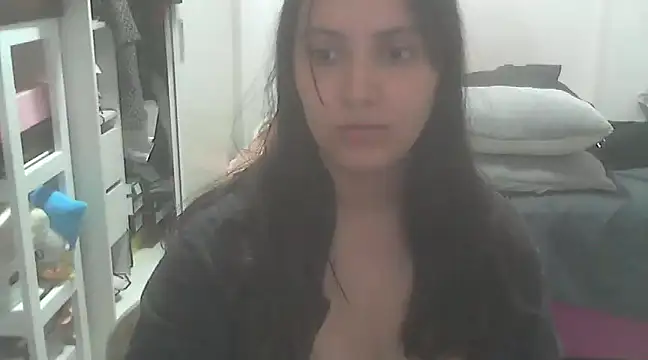 Snapshot of xBubblyBarbiexx chatting on December 21, 2:09 am xBubblyBarbiexx online show from December 21, 2:09 am