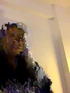 Snapshot of xBubblyBarbiexx chatting on October 21, 3:06 am xBubblyBarbiexx online show from October 21, 3:06 am