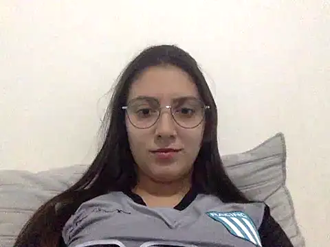 Snapshot of xBubblyBarbiexx chatting on April 29, 3:11 am xBubblyBarbiexx online show from April 29, 3:11 am