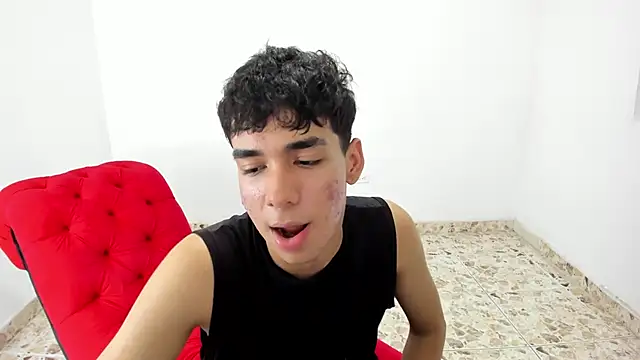 Harry LatinBoy online show from February 24, 10:36 pm