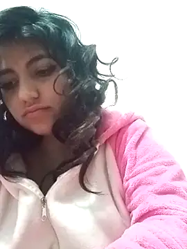 Naomy veracruz  online show from December 21, 2:35 am