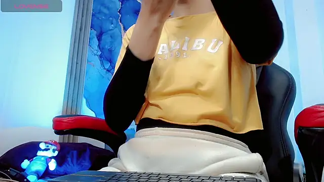 Alessa mullen online show from November 6, 2:48 am