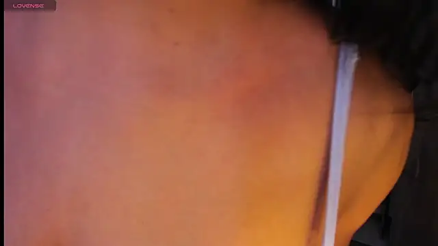 Snapshot of khris_boobs chatting on January 13, 7:42 pm khris boobs online show from January 13, 7:42 pm