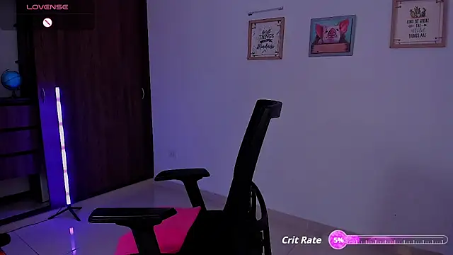 Snapshot of khris_boobs chatting on December 14, 8:47 pm khris boobs online show from December 14, 8:47 pm