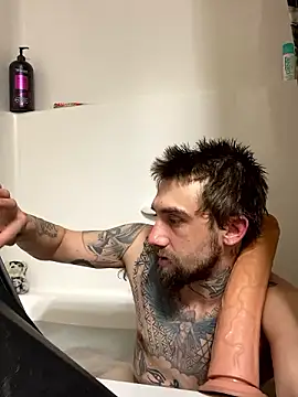 Snapshot of Fuckboy4public chatting on December 5, 11:12 am Fuckboy4public online show from December 5, 11:12 am