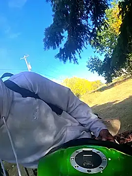 Snapshot of Fuckboy4public chatting on September 23, 10:17 pm Fuckboy4public online show from September 23, 10:17 pm