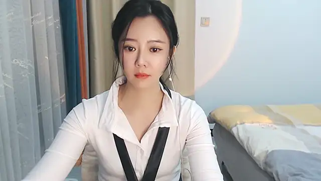 zoe-keke online show from December 23, 1:45 pm