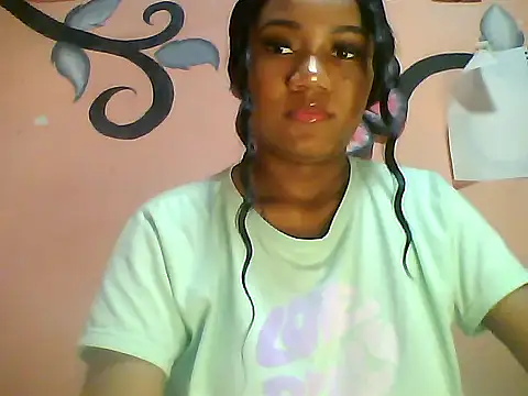 Snapshot of Fariana01 chatting on January 7, 10:41 pm Fariana01 online show from January 7, 10:41 pm