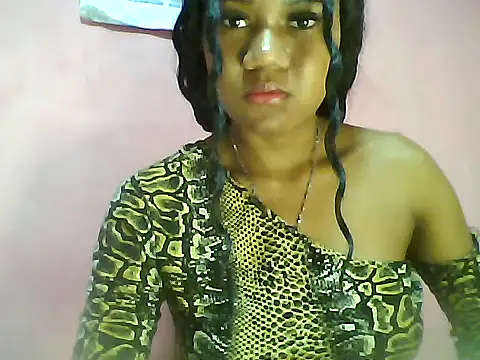 Snapshot of Fariana01 chatting on February 2, 12:09 am Fariana01 online show from February 2, 12:09 am