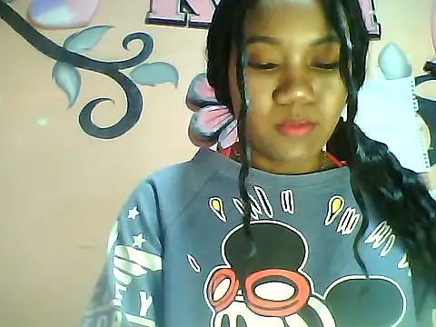 Snapshot of Fariana01 chatting on February 4, 8:49 pm Fariana01 online show from February 4, 8:49 pm