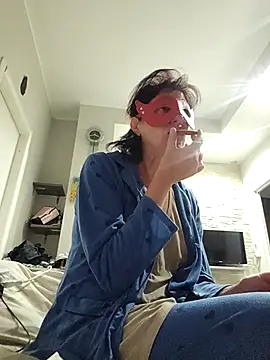 Vagabondainnamorata online show from December 5, 4:44 am