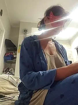 Vagabondainnamorata online show from October 23, 3:27 am