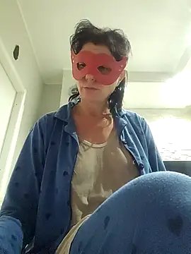 Vagabondainnamorata online show from November 25, 3:51 am