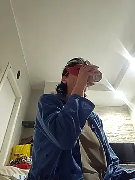 Vagabondainnamorata online show from December 22, 3:39 am