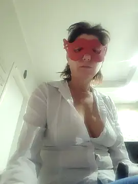 Vagabondainnamorata online show from February 23, 3:41 am